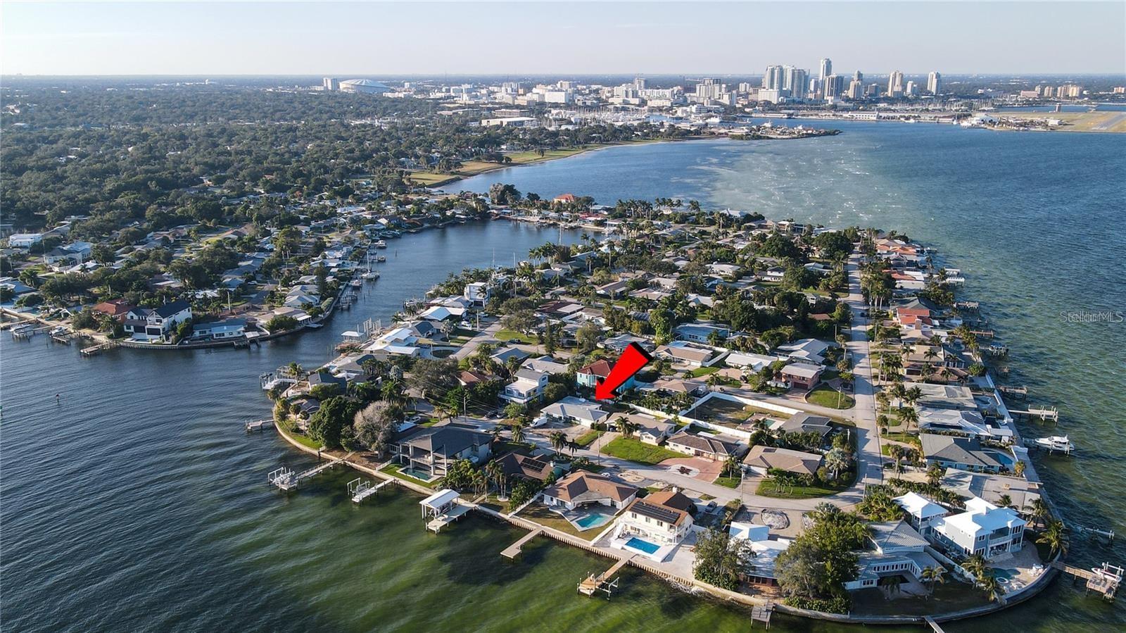 2671 W Bay Isle Dr SE