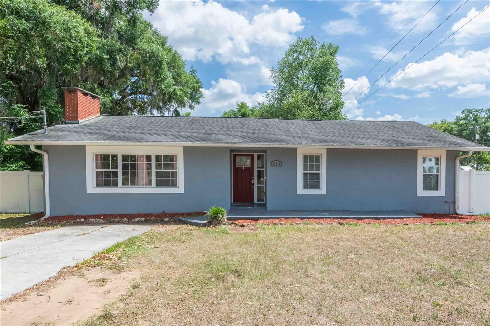 37010 Church Ave photo 1