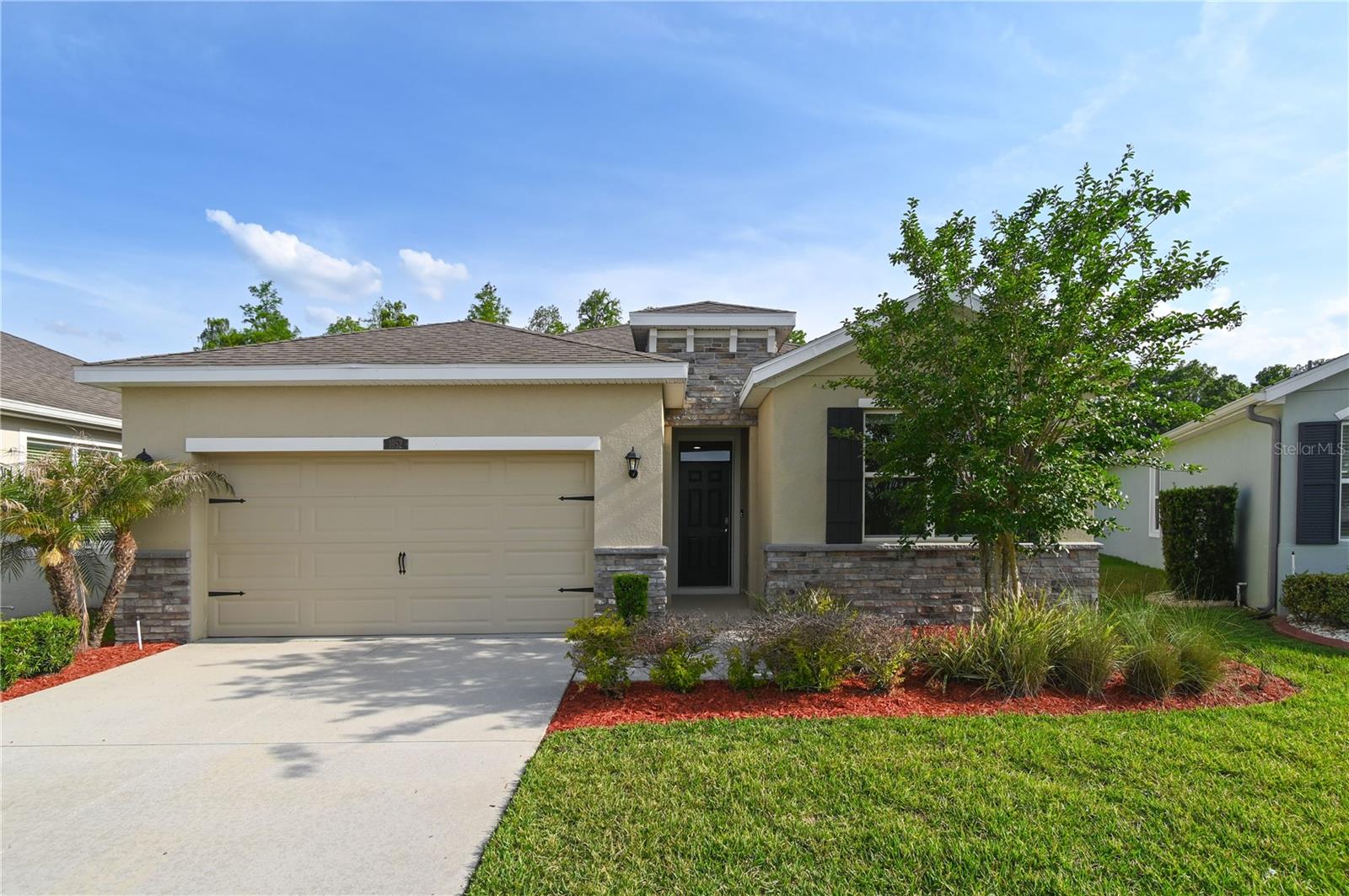 1052 Manzanar Pl photo 1