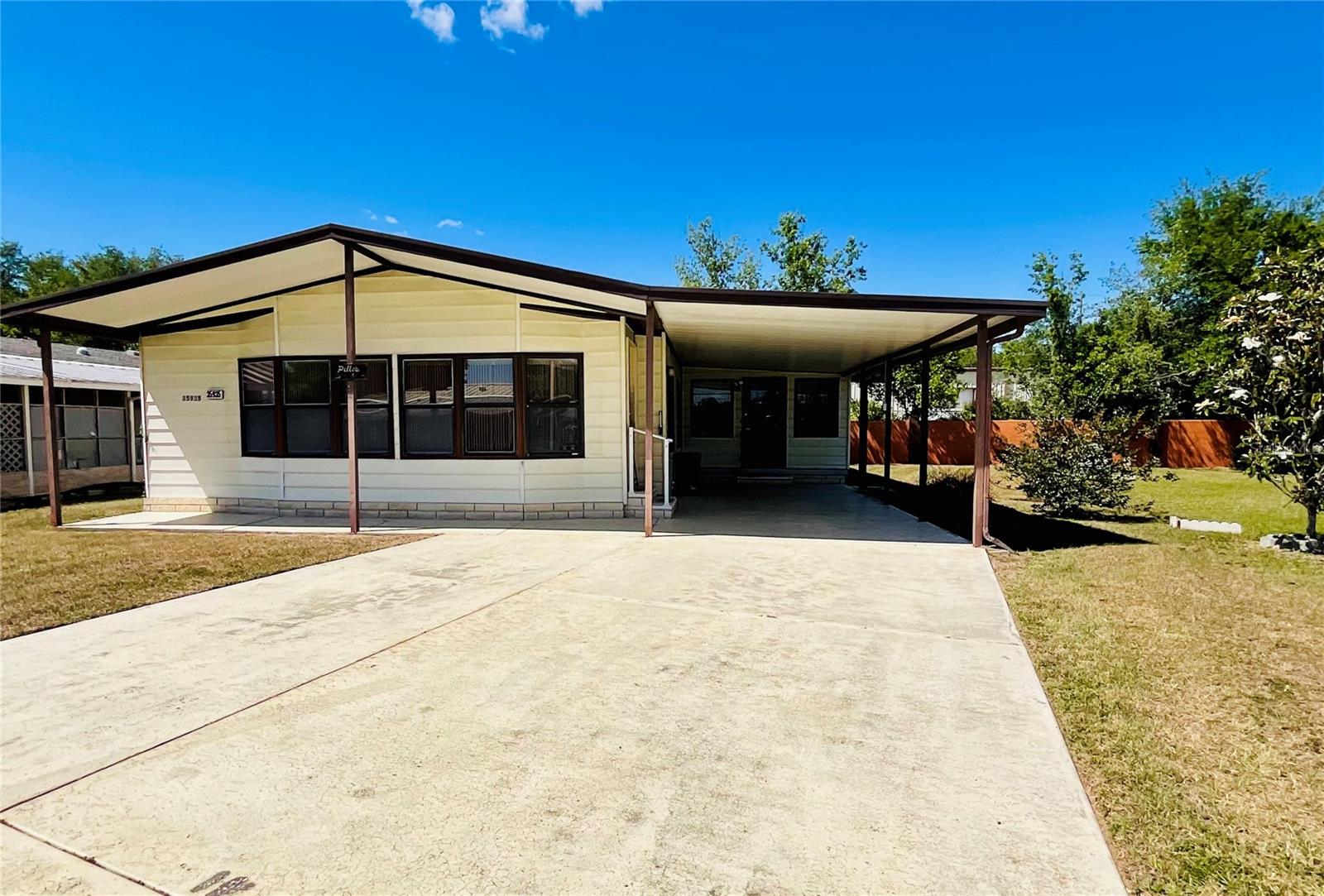 35935 Tanda Cir photo 1