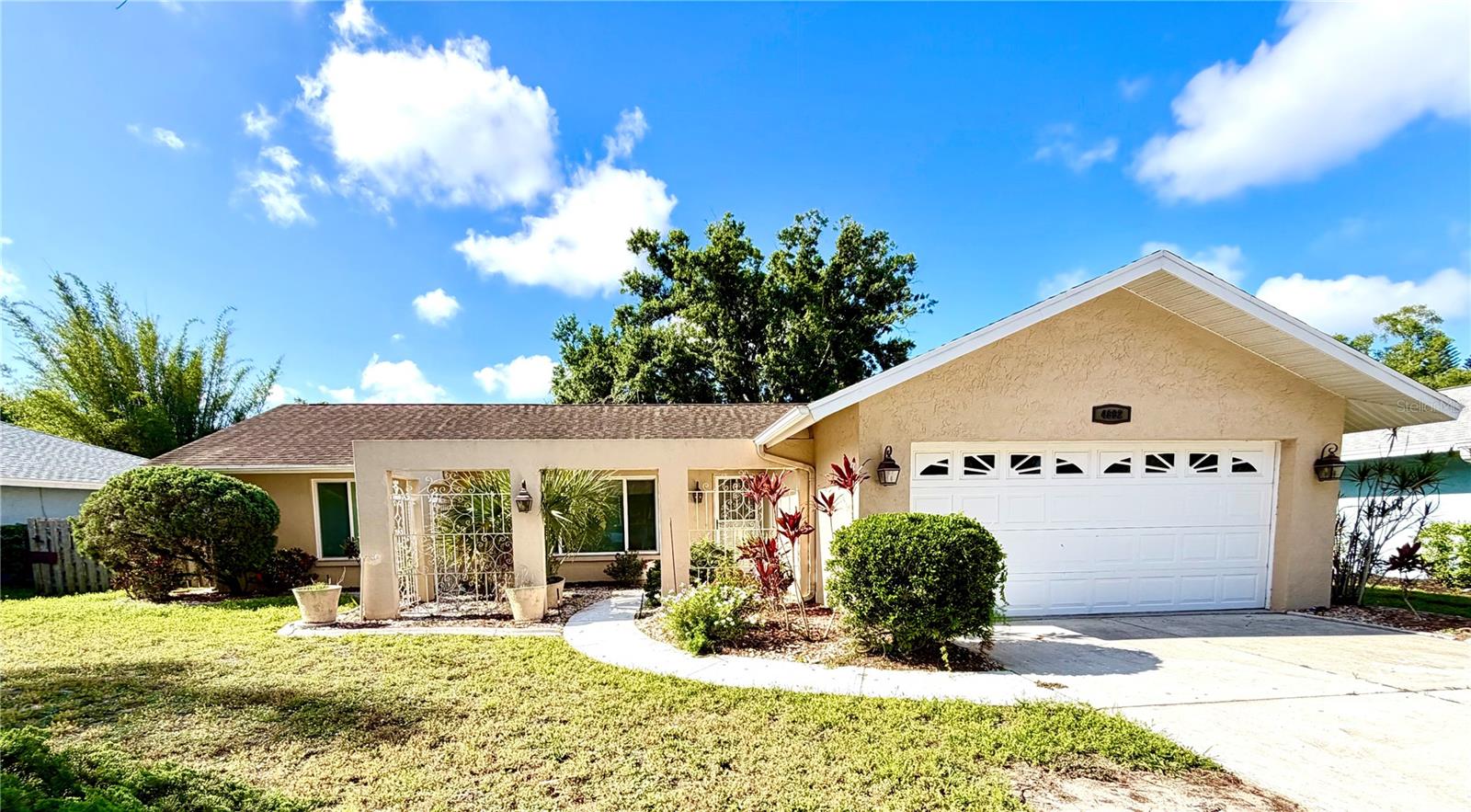 4892 Greencroft Rd photo 1