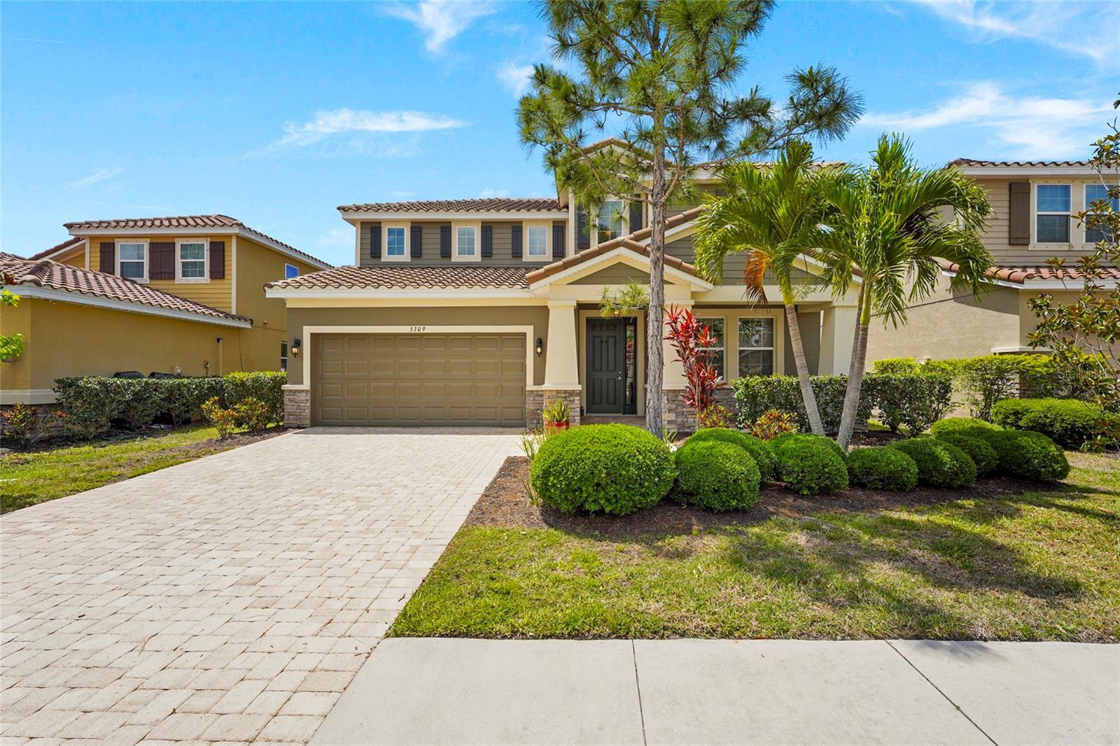 5309 Charlie Brown Ln photo 1