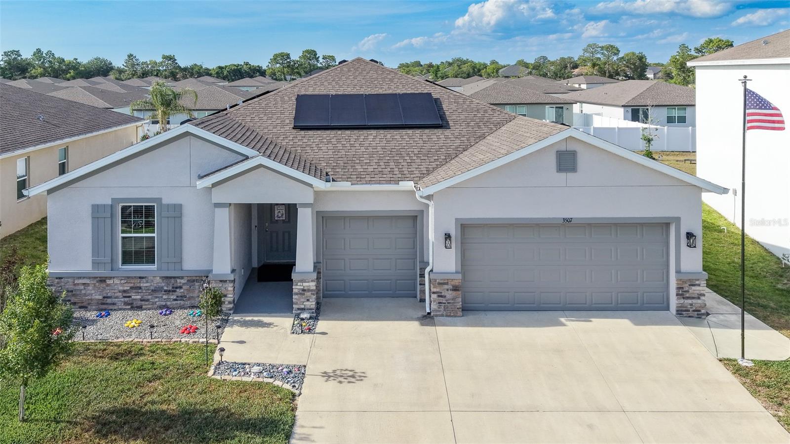 3507 Autumn Amber Dr photo 1