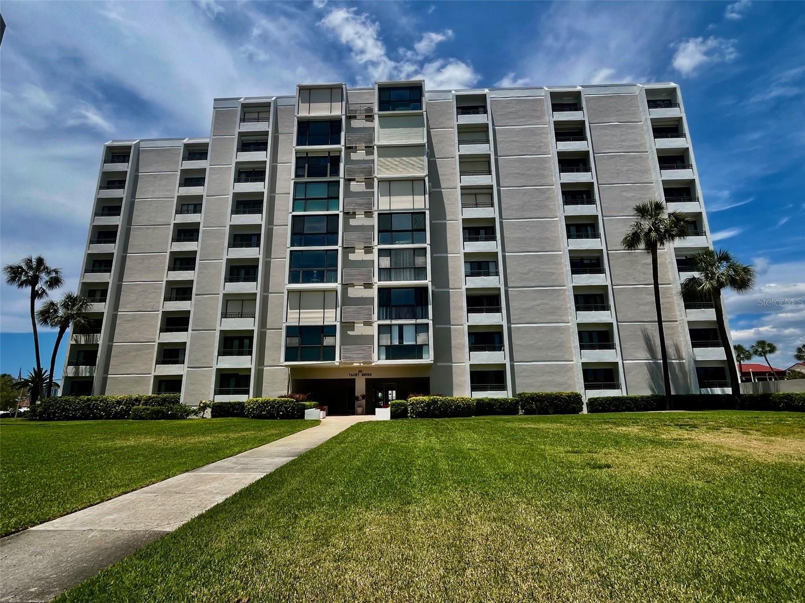 851 Bayway Blvd #405 photo 1