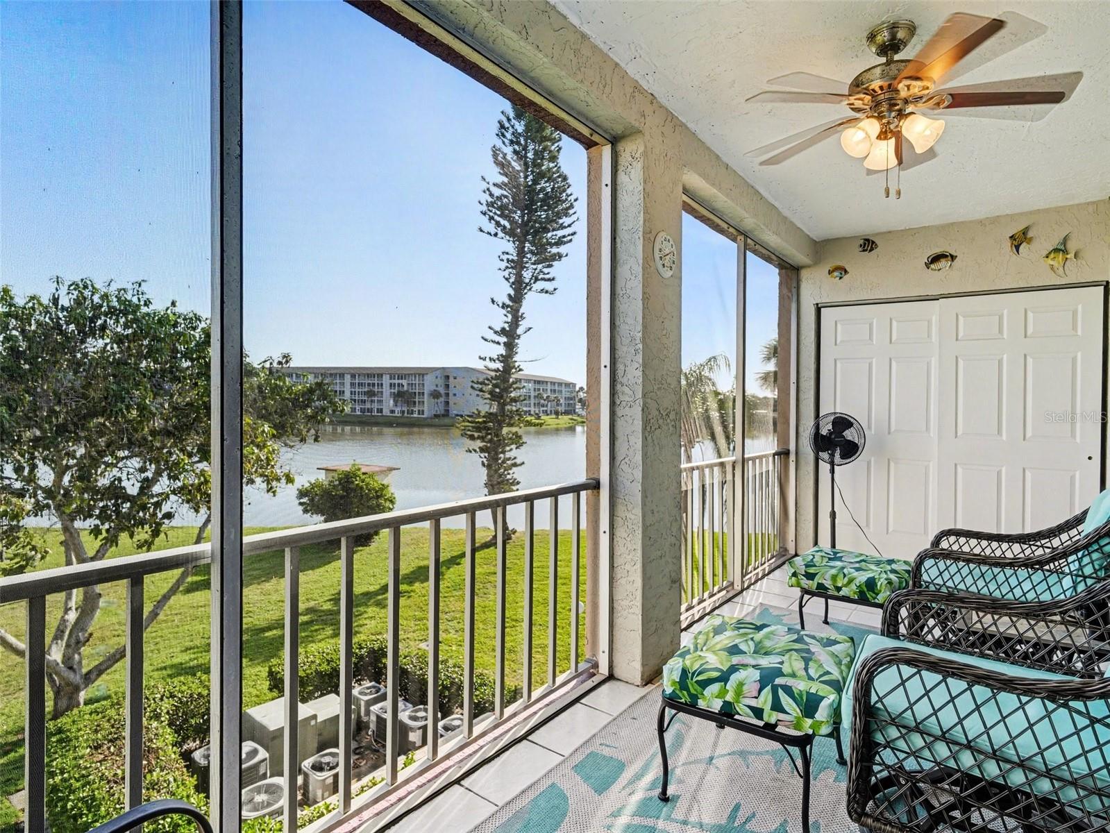 3915 Lake Bayshore Dr #306 photo 1