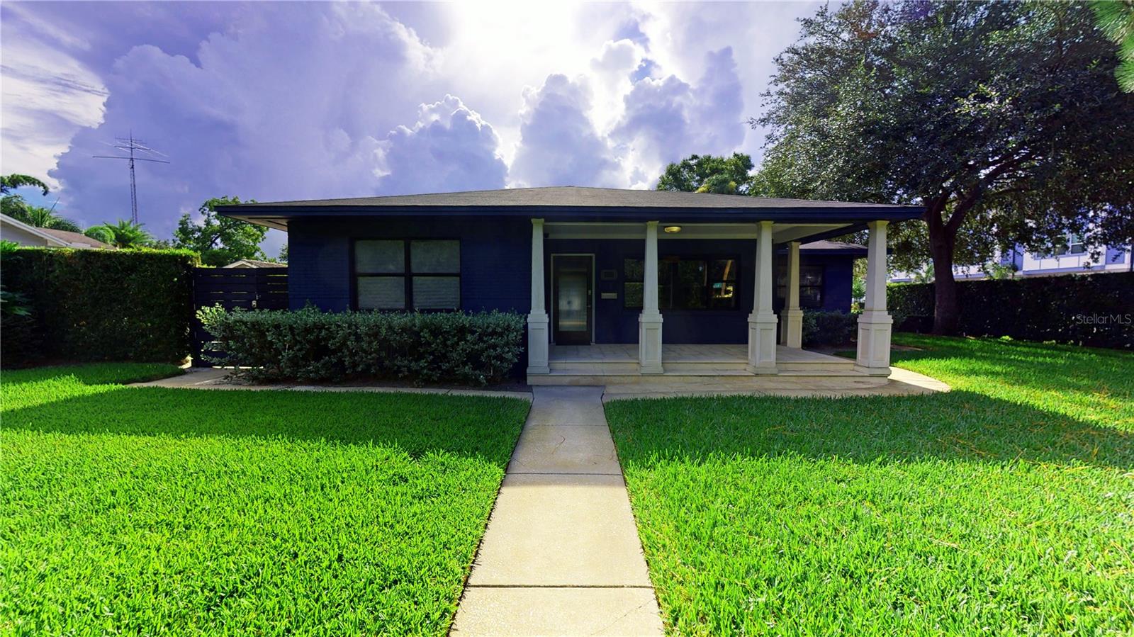 218 S Matanzas Ave photo 1