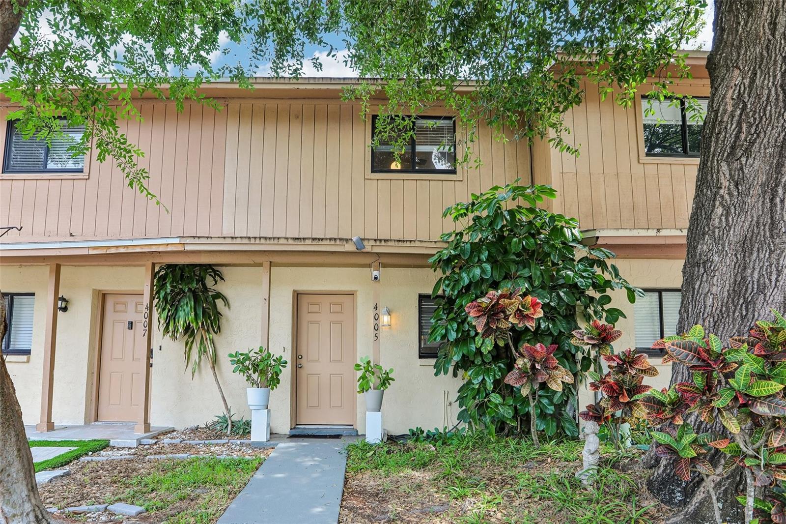 4005 Oak Limb CT photo 1