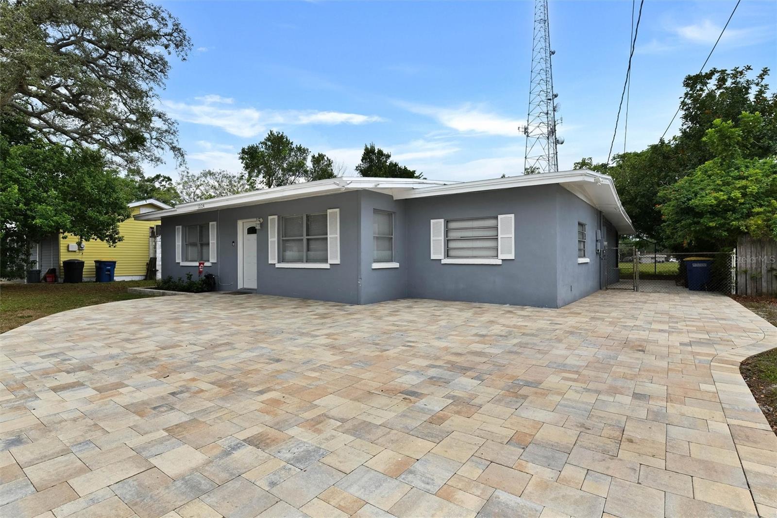 1224 Bellevue Blvd