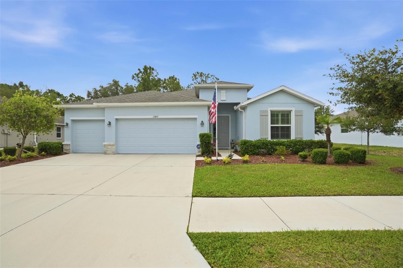 13897 Blythewood Dr
