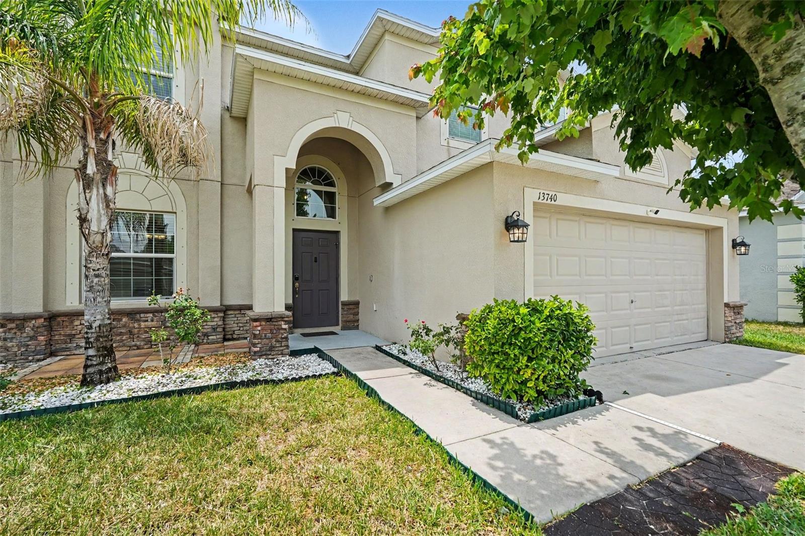 13740 Newport Shores Dr photo 1
