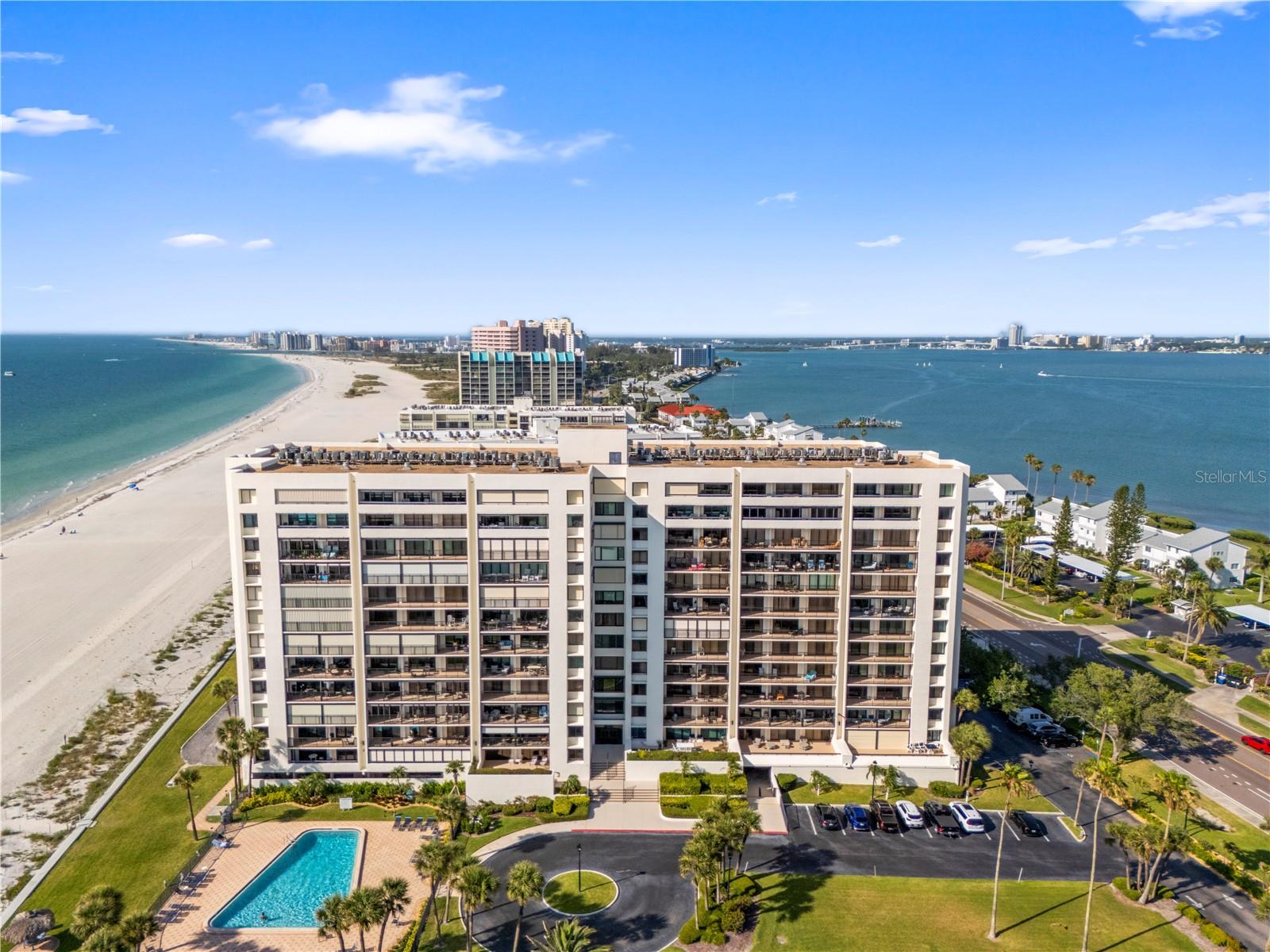 1460 Gulf Blvd #412