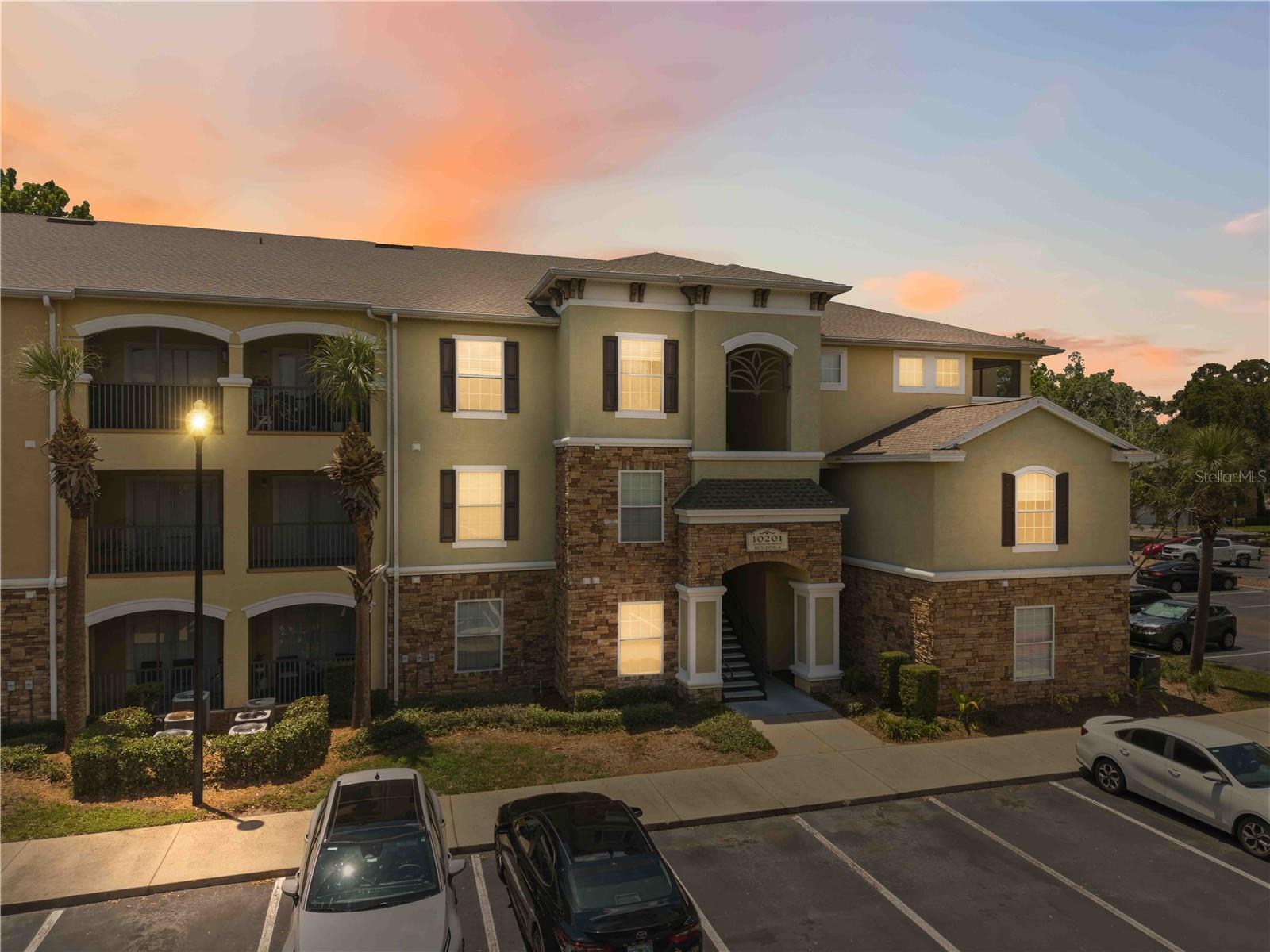 10201 Courtney Palms Blvd #204 photo 1