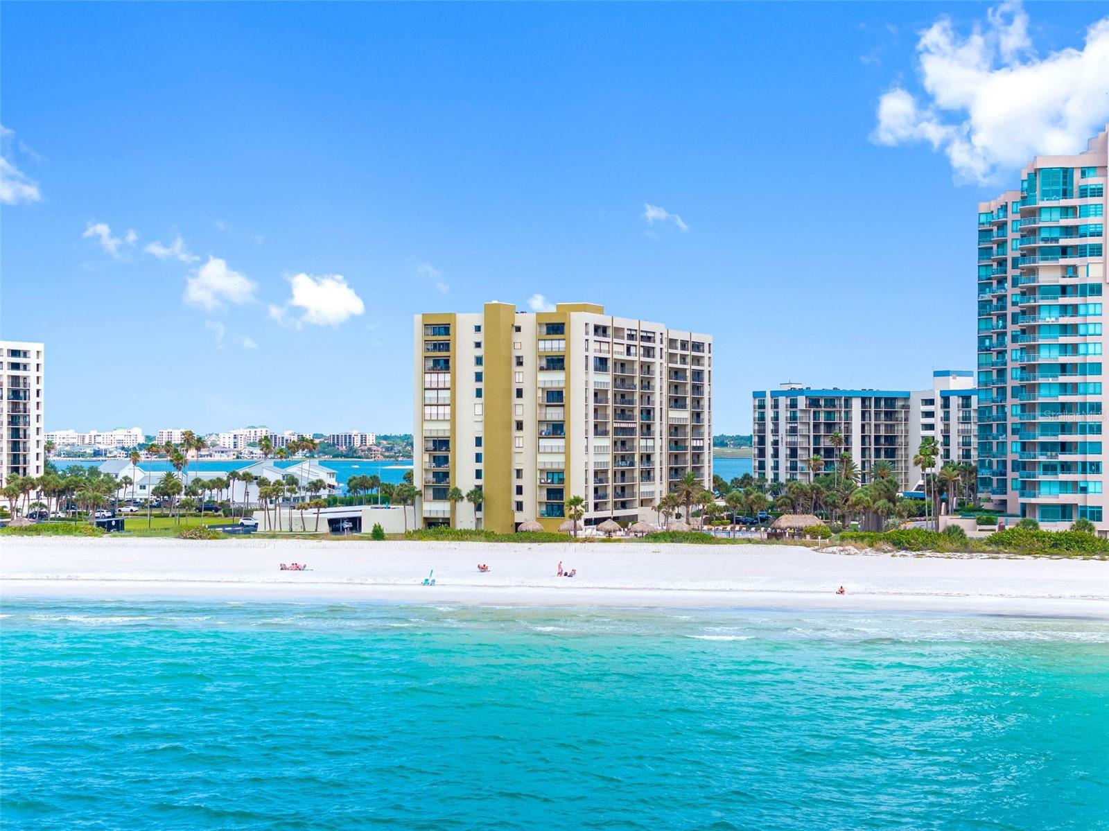 1480 Gulf Blvd #1011 photo 1