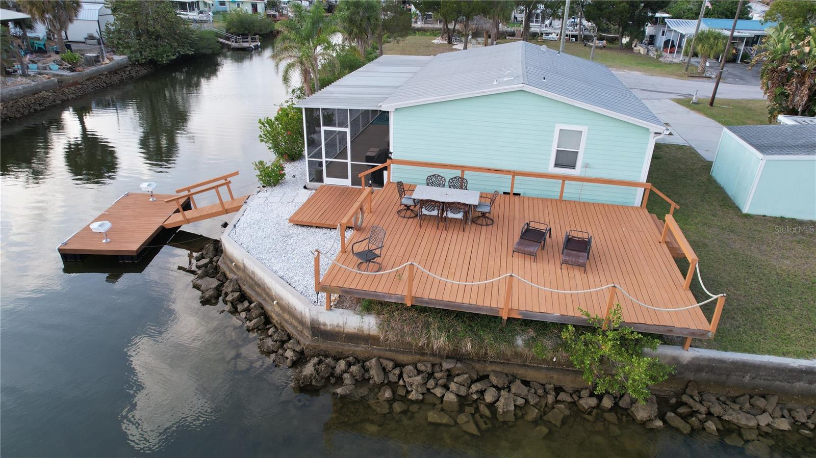 6724 Gull Ln photo 1