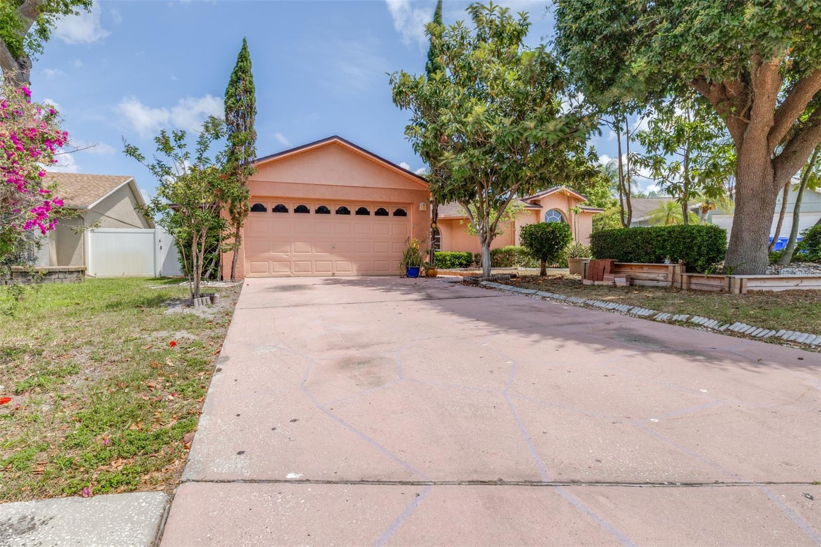 2538 Countryside Pines Dr photo 1