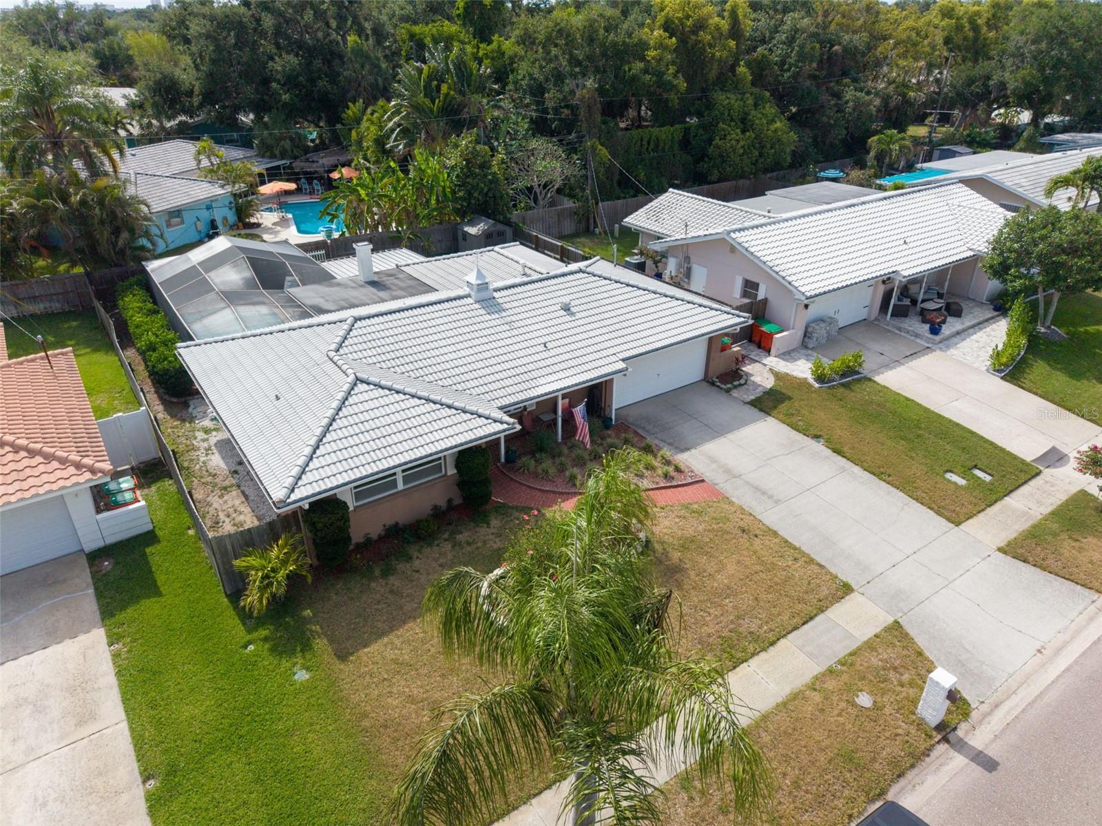 5676 Williams Blvd photo 1