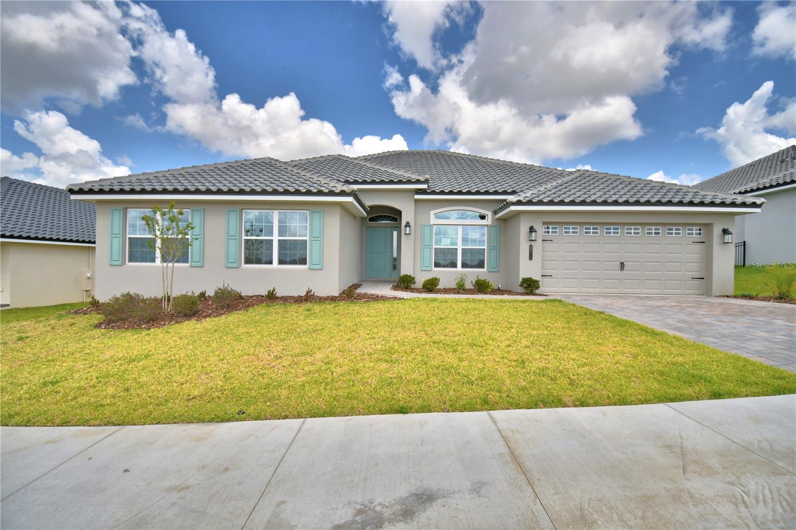 4270 Juliana Lake Dr photo 1