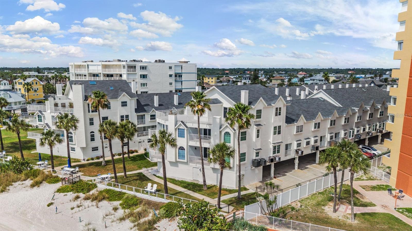 17960 Gulf Blvd #121 photo 1