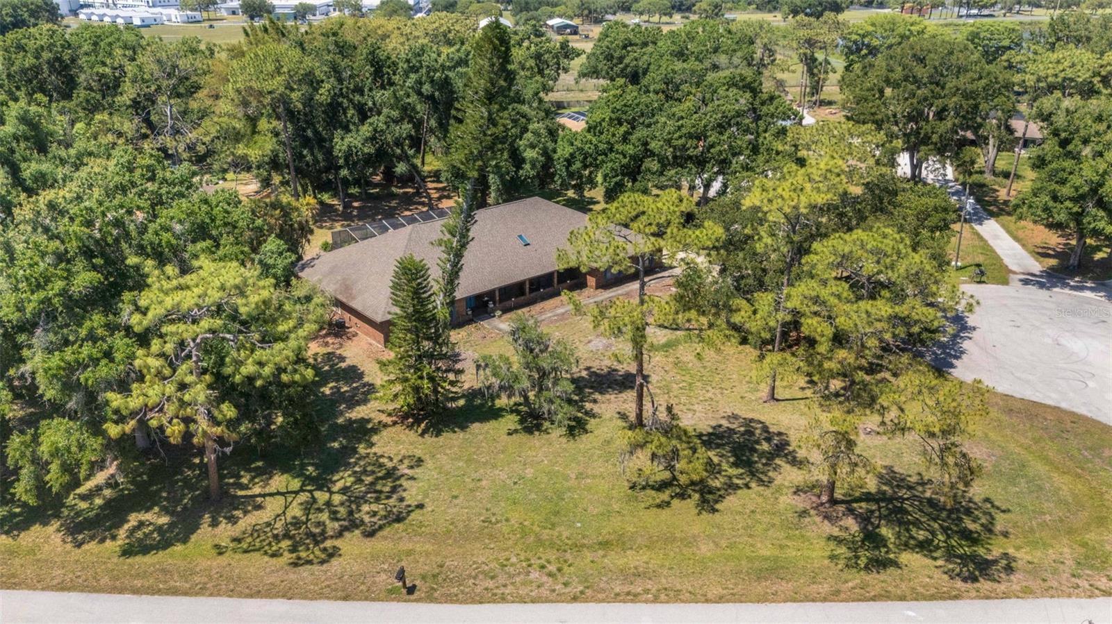 10604 Forest Run Dr photo 1