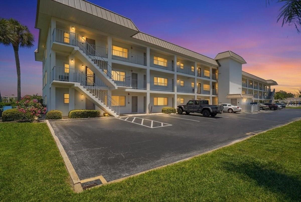 3330 Gulf Of Mexico Dr #202D photo 1