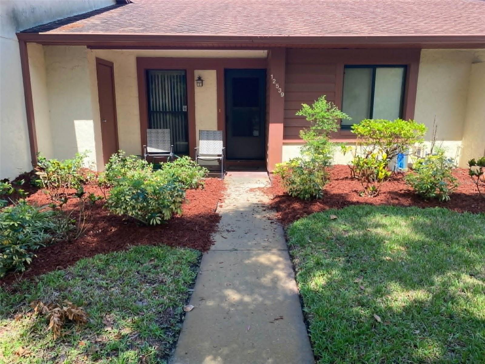 12539 Greylock Ln
