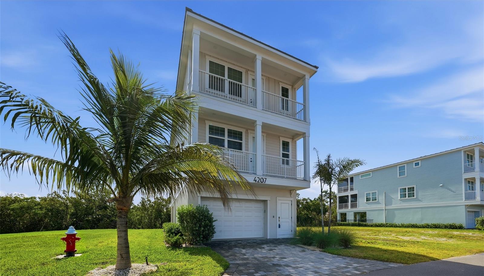 4207 Marina View Way photo 1