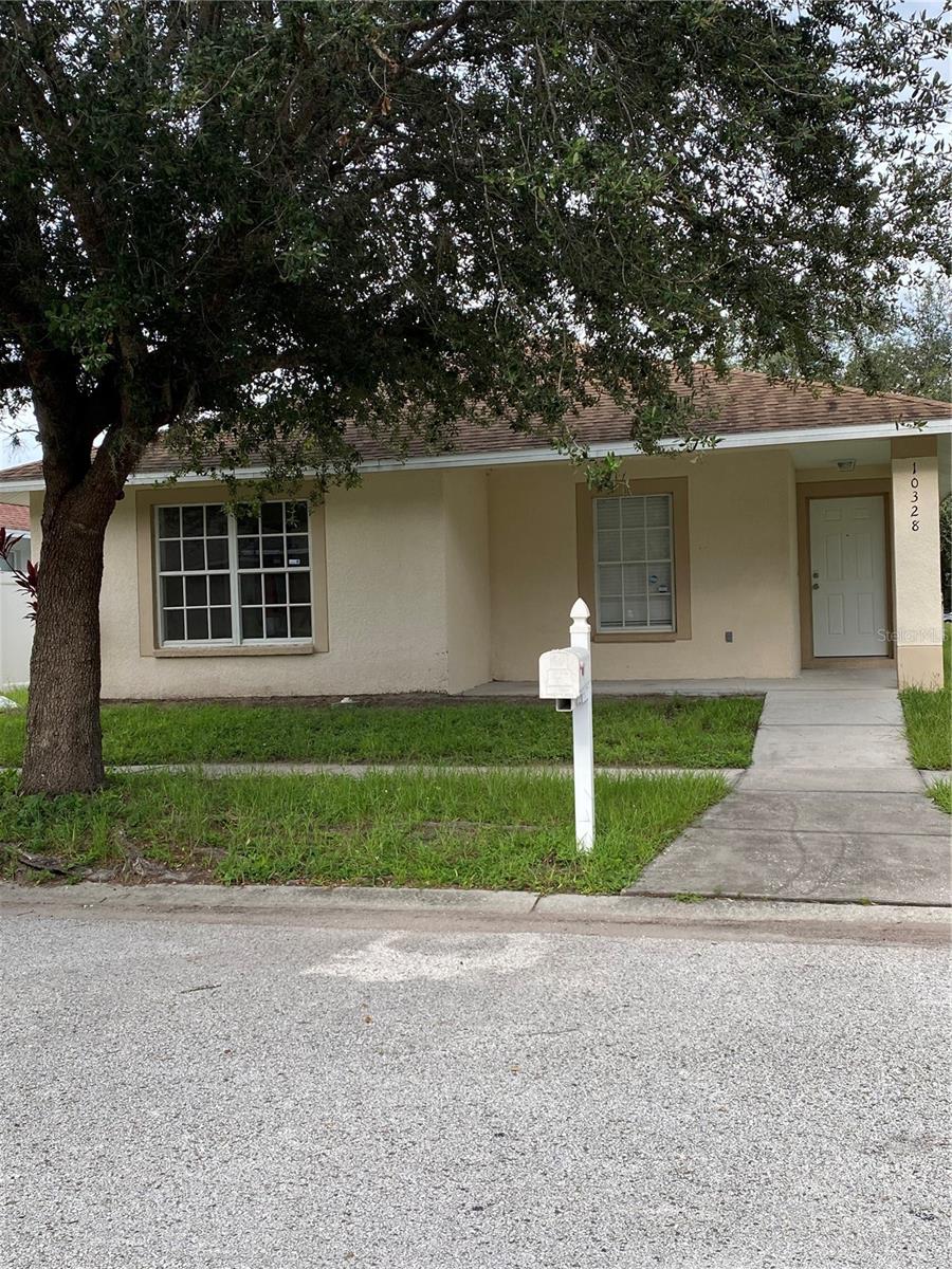 10328 Summerview Cir photo 1