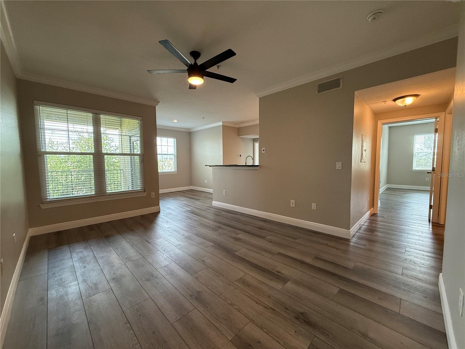 1910 E Palm Ave #11321 photo 1