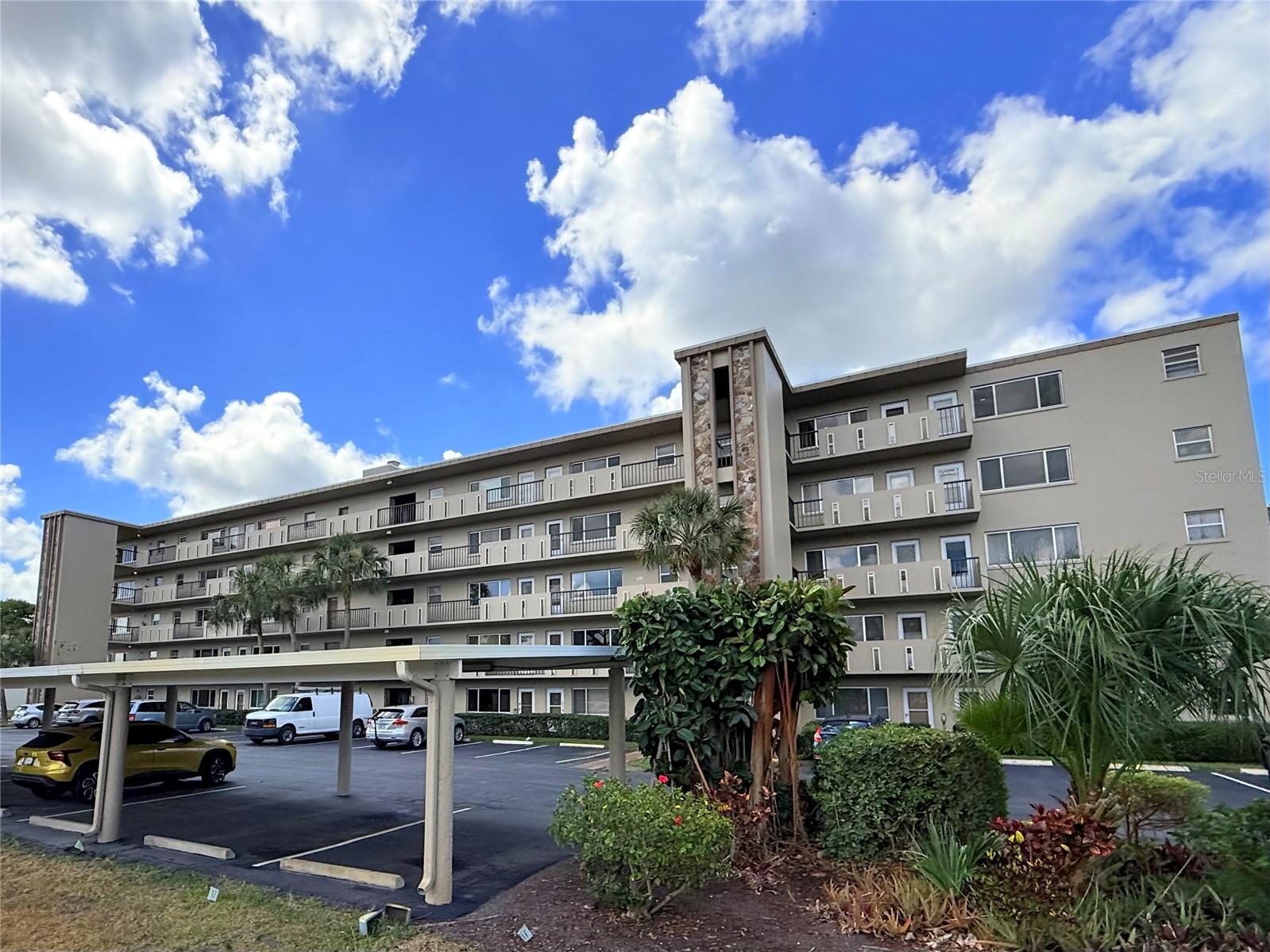 4460 Ironwood Cir #304A photo 1