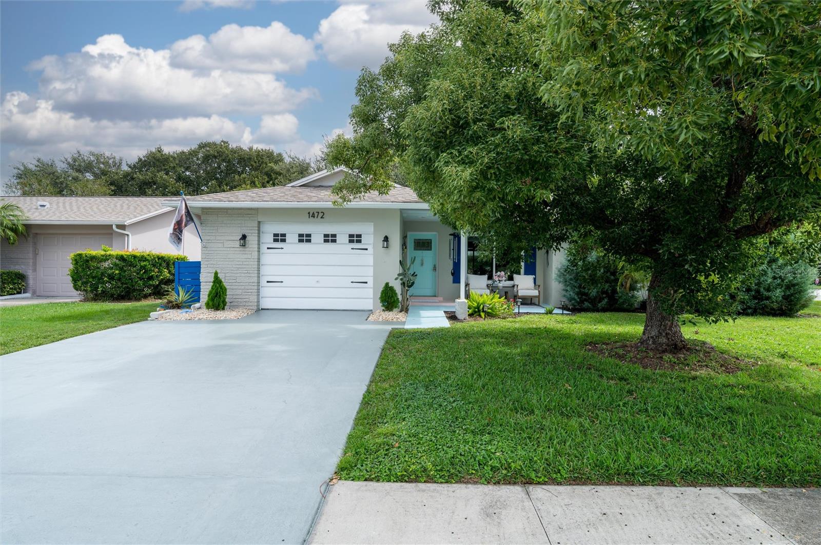 1472 Queen Anne Dr