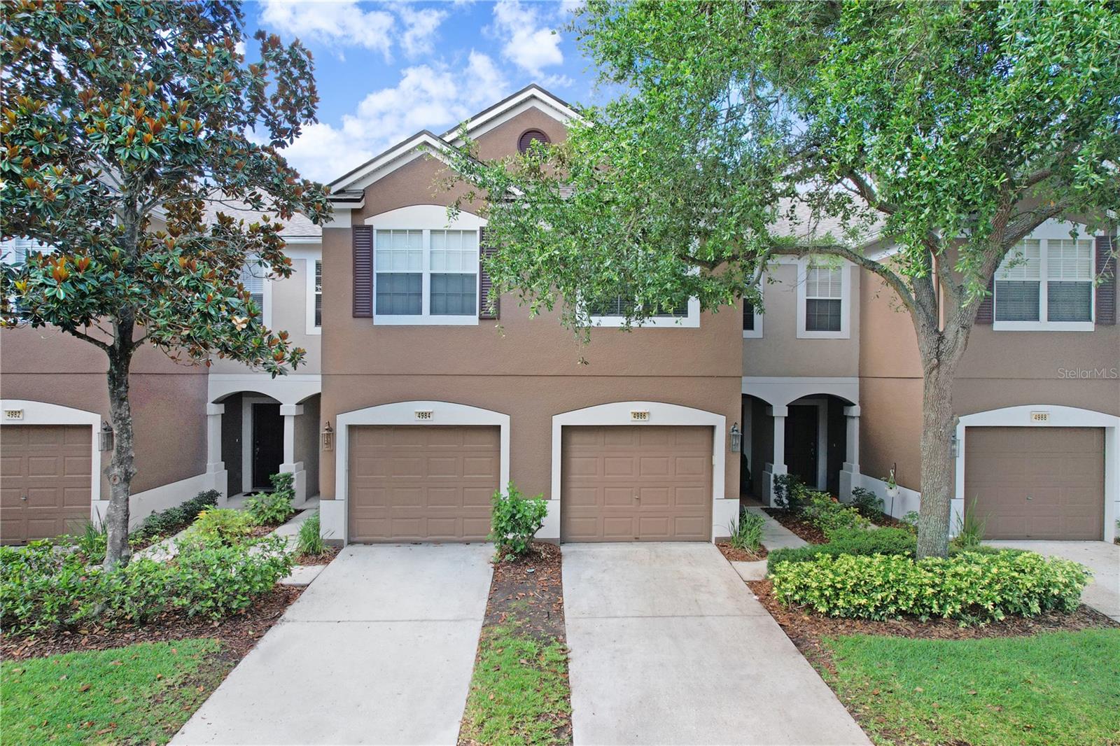 4986 Pond Ridge Dr photo 1