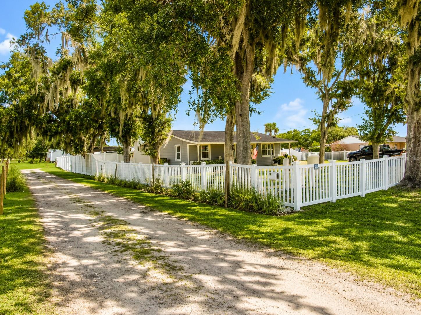 330 Moccasin Hollow Rd