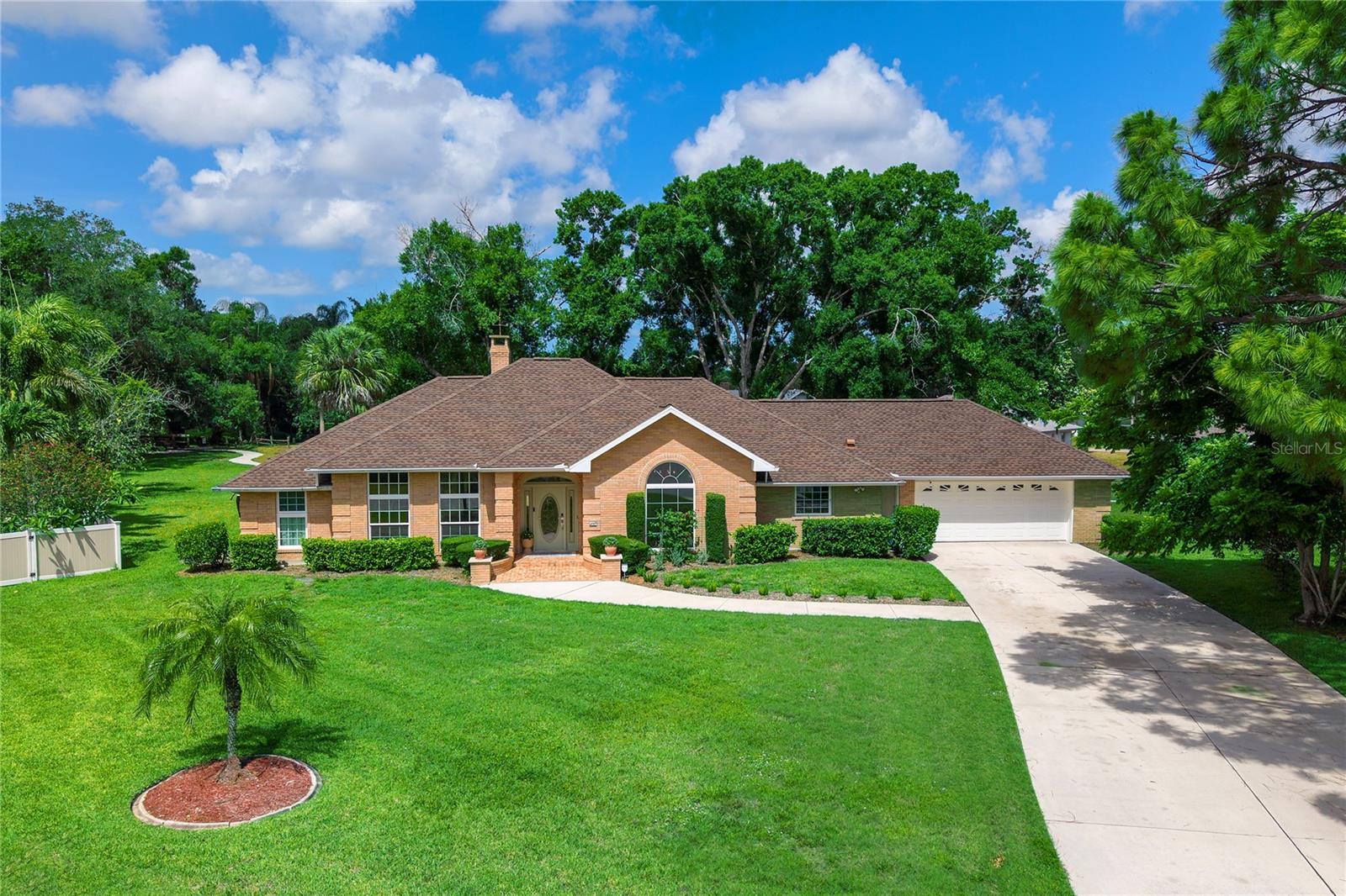 4908 Taywater Dell photo 1