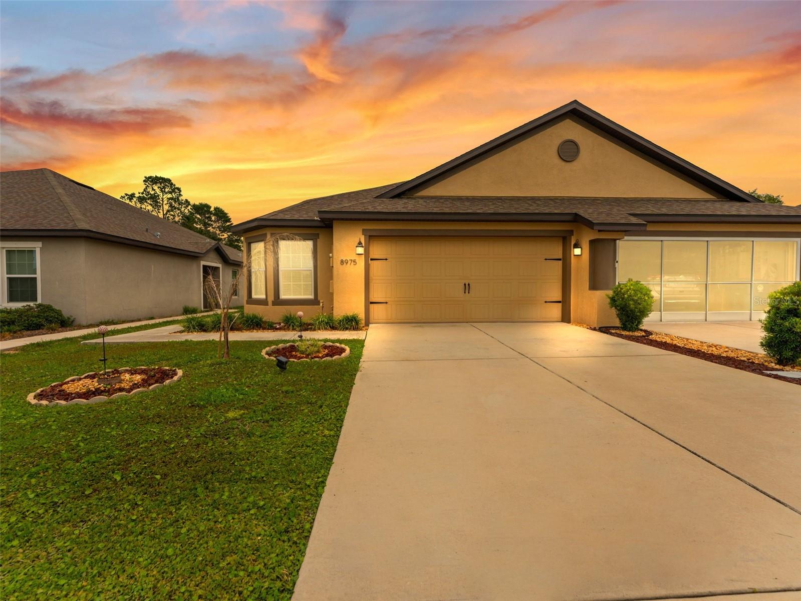 8975 Southern Charm Cir photo 1