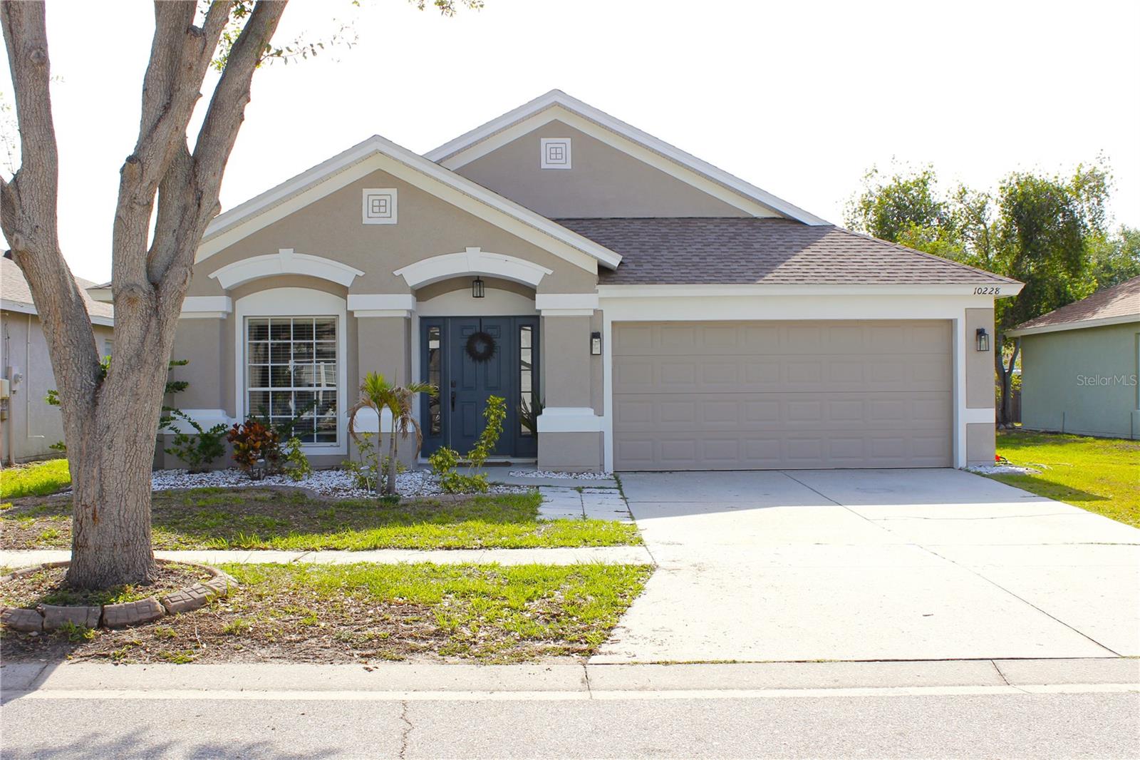10228 Hunters Haven Blvd photo 1