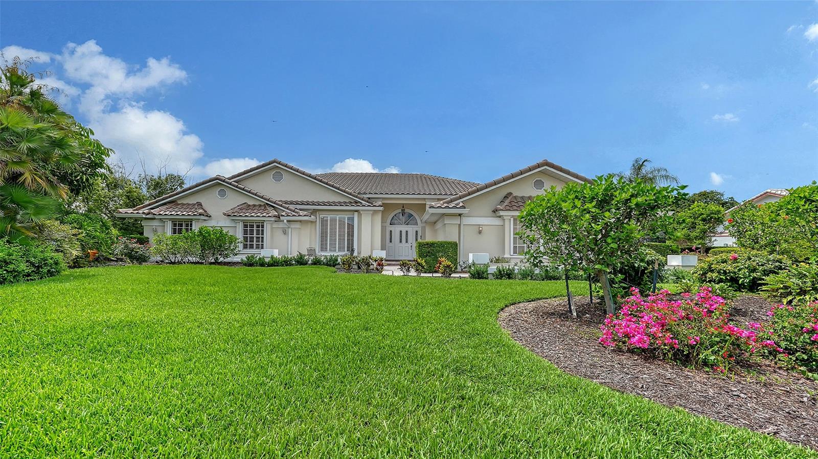 3988 Losillias Dr photo 1