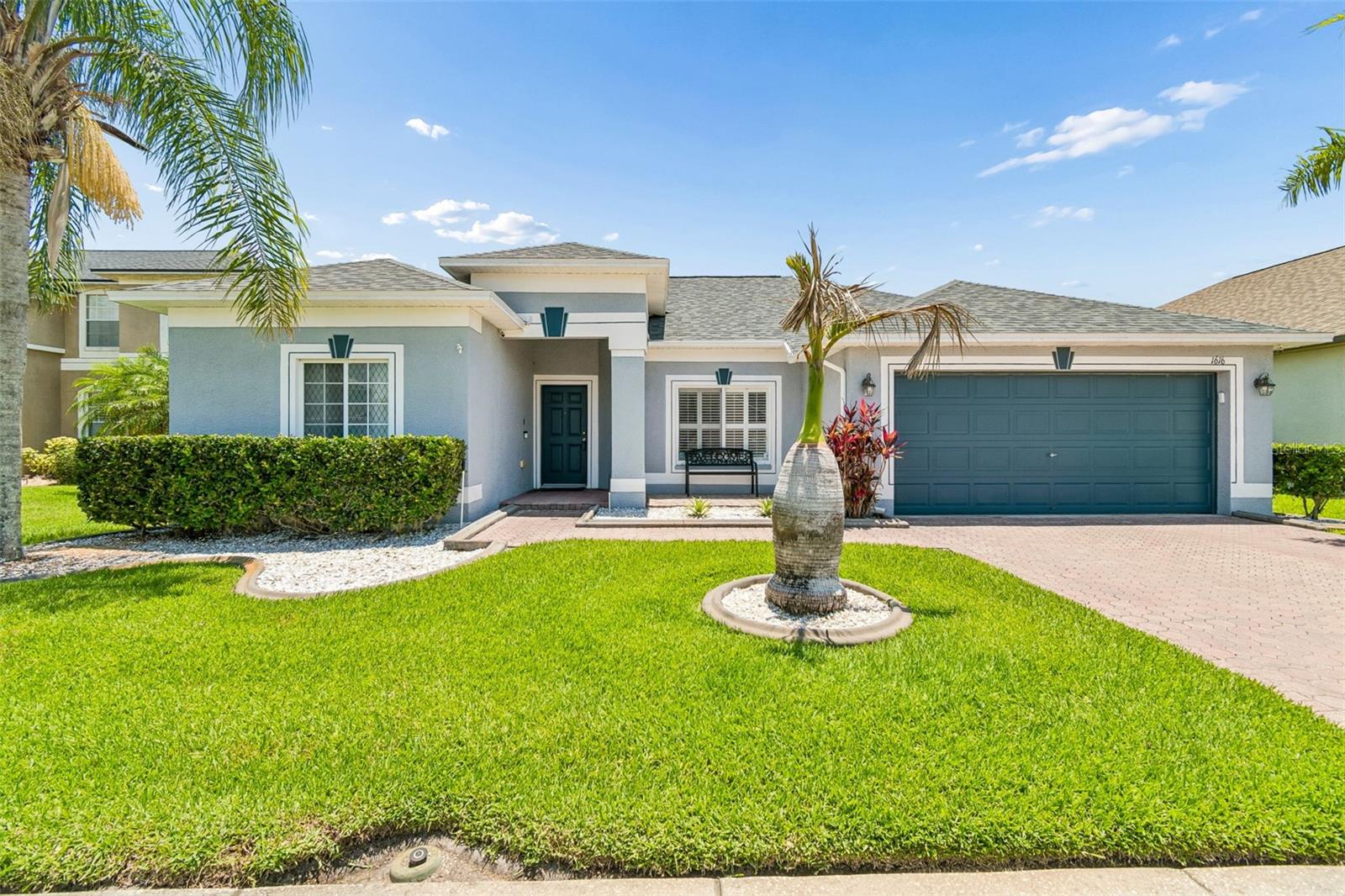 1616 Regal Mist Loop photo 1