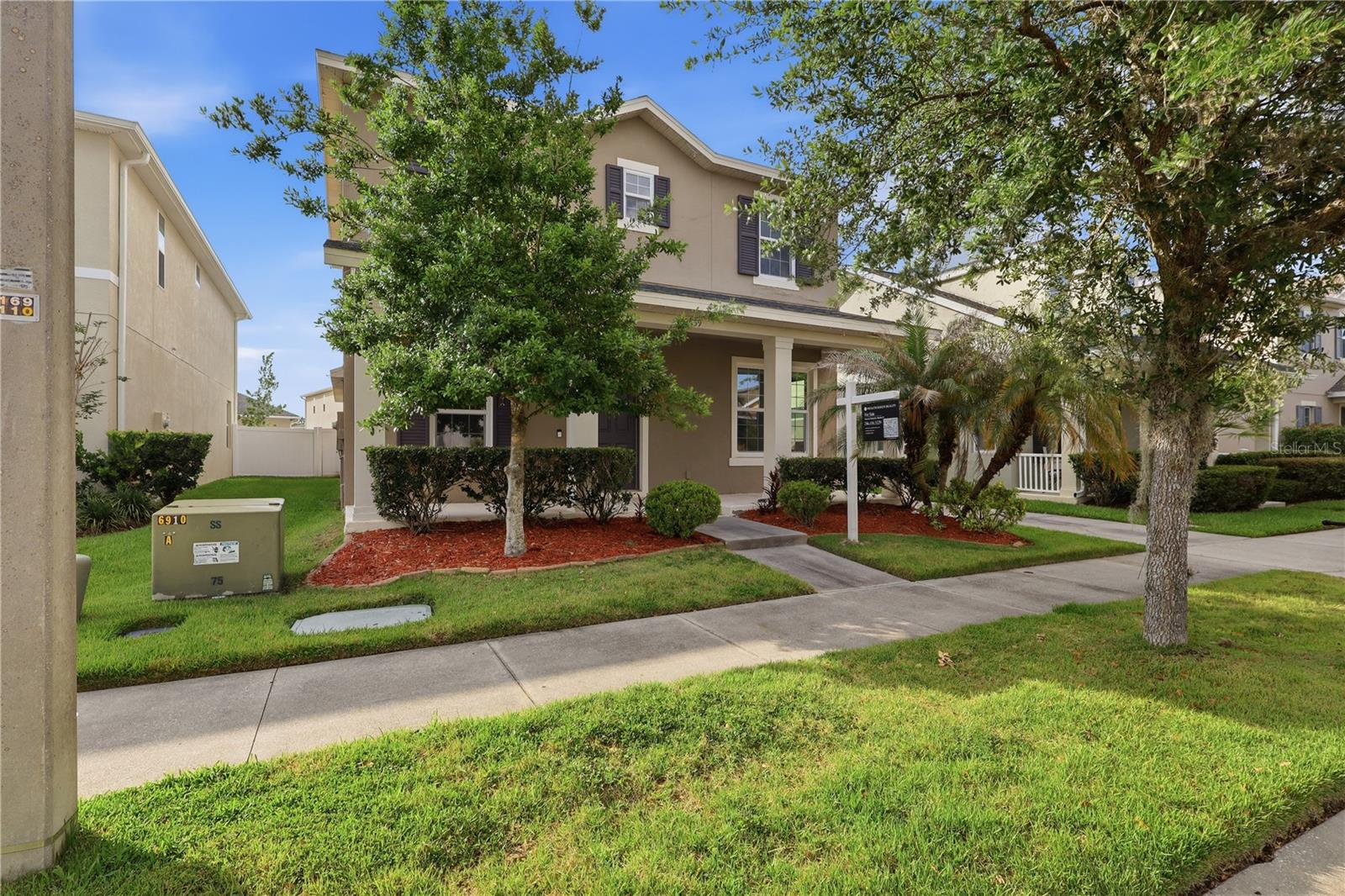 32659 Harmony Oaks Dr photo 1