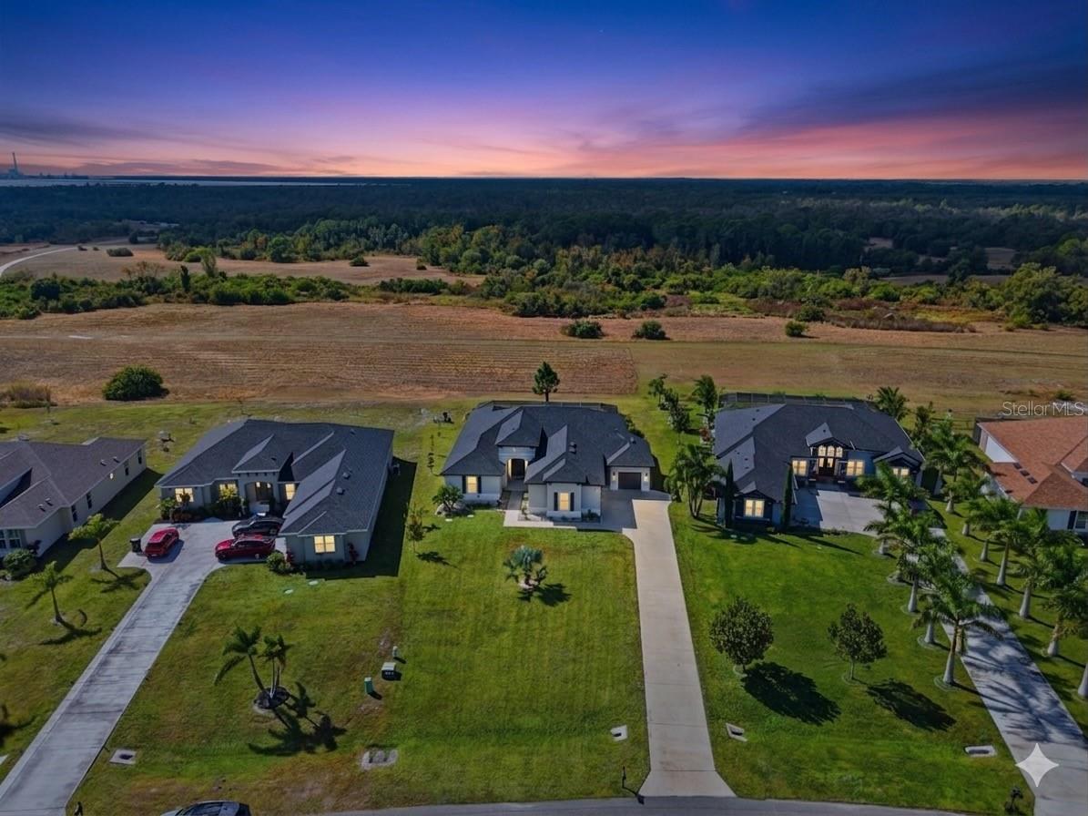 5218 Lake Venice Dr photo 1