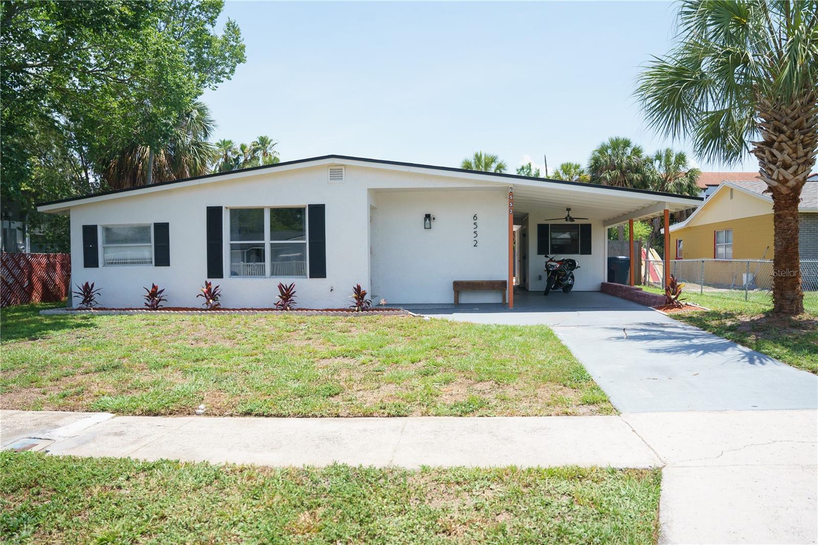 6552 S West Shore Cir photo 1