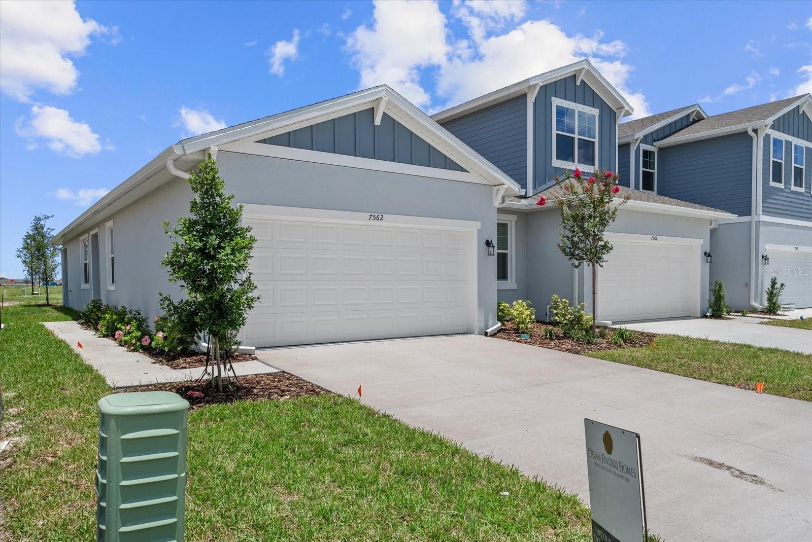7562 Sea Oak CT photo 1