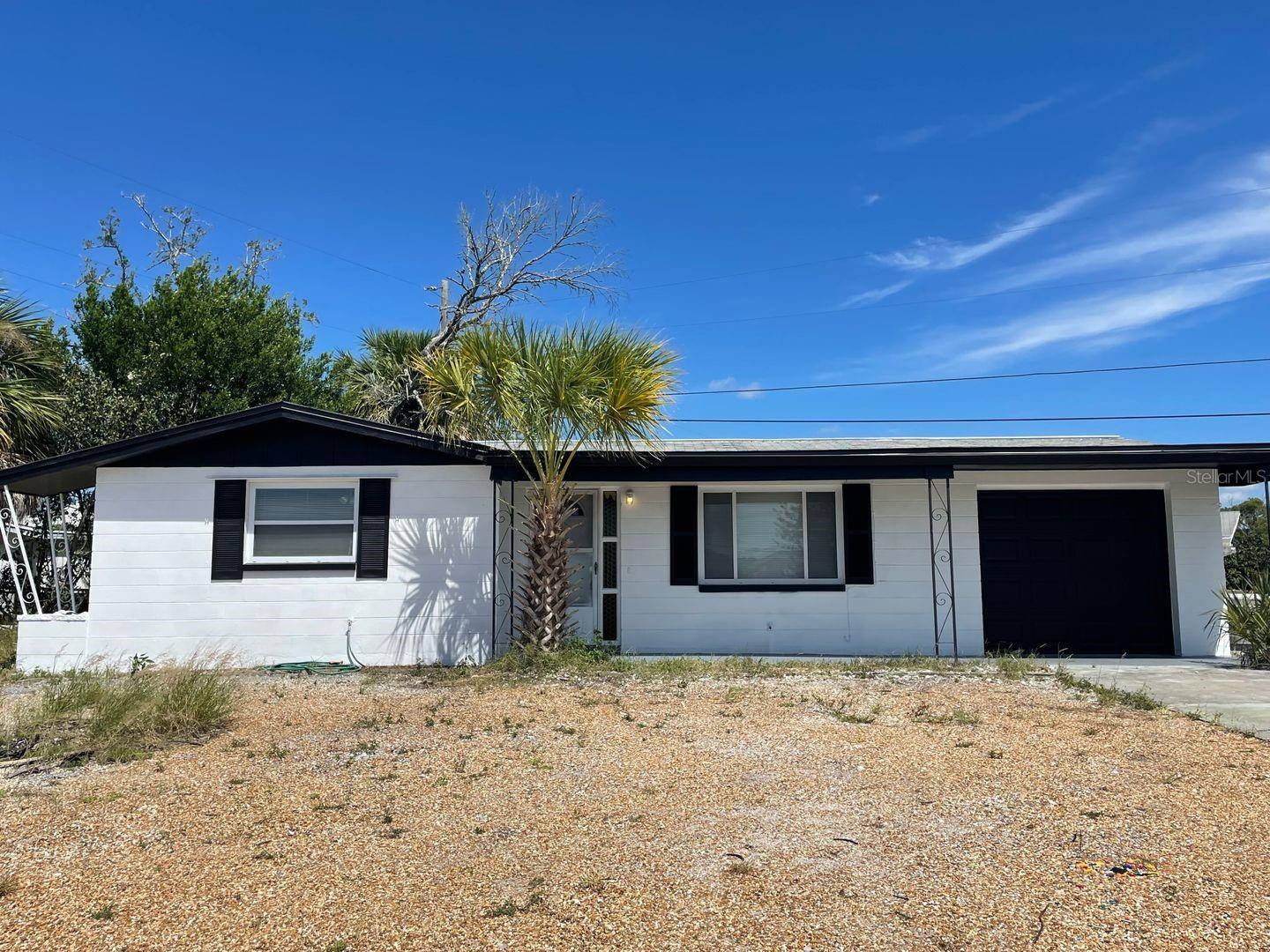 1130 Powersong St photo 1