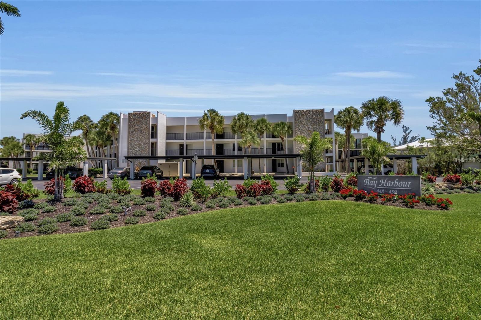 450 Gulf Of Mexico Dr #303 photo 1
