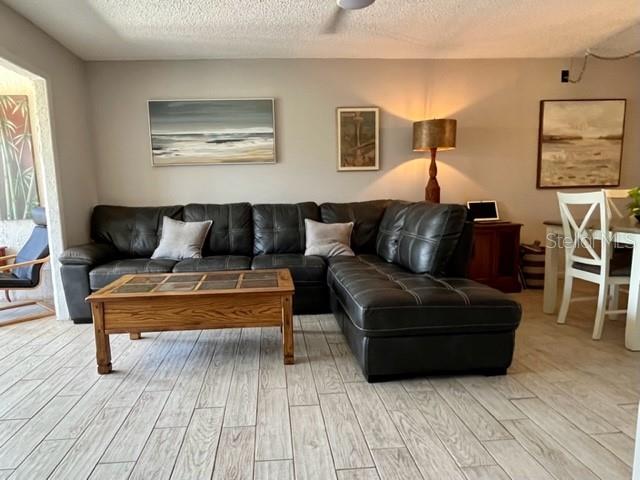 9616 Midiron CT photo 1