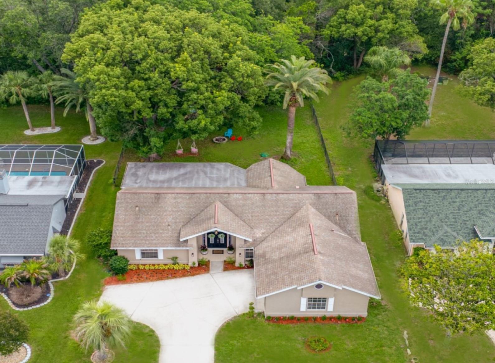 8741 Braxton Dr
