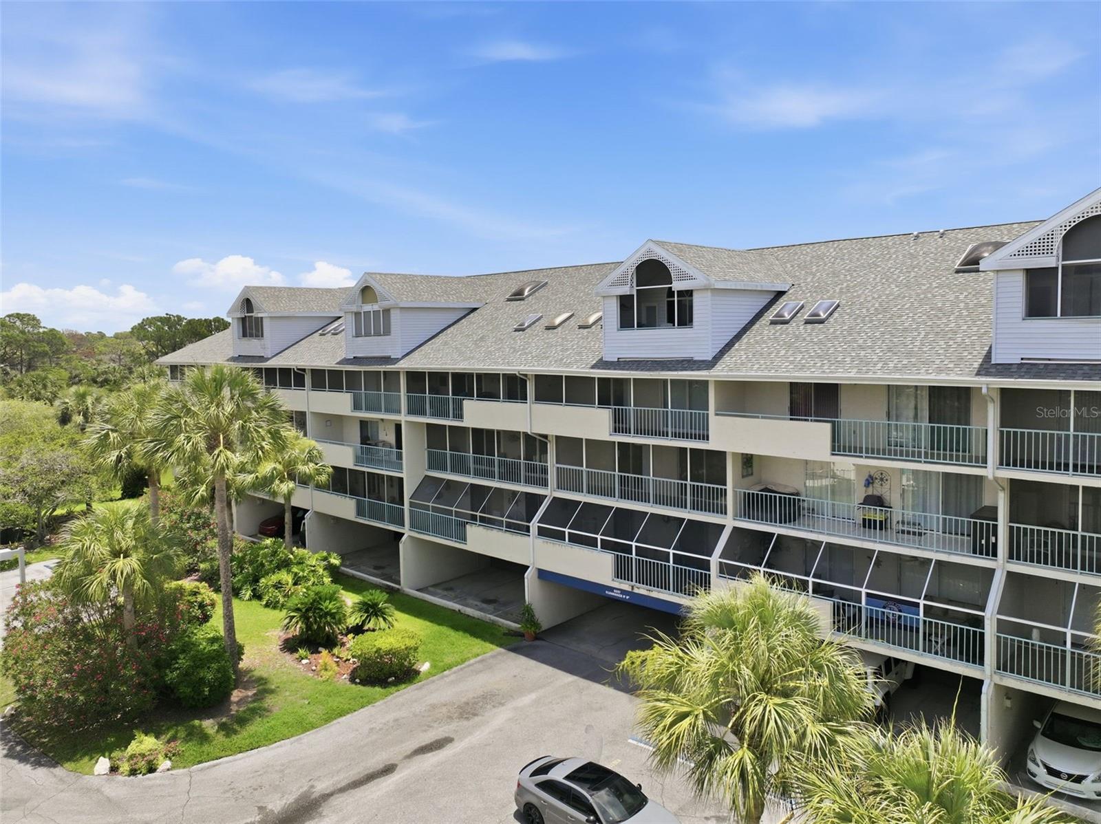 5557 Sea Forest Dr #215 photo 1