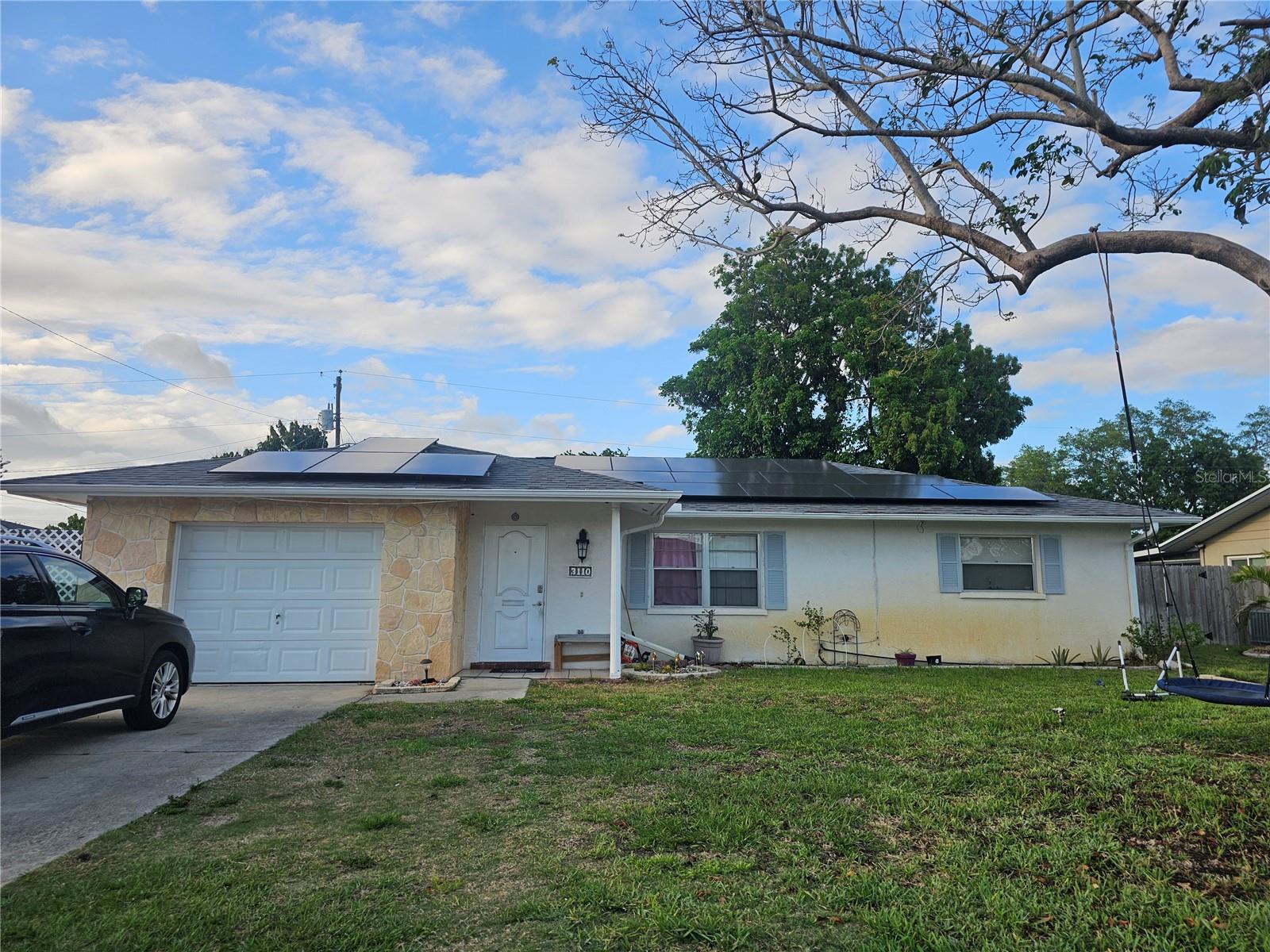 3110 22nd Ave W