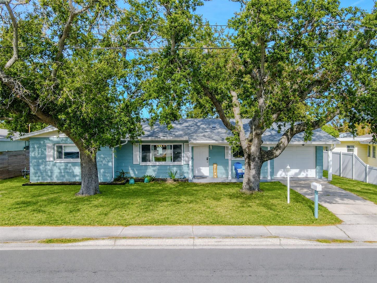 11615 Park Blvd photo 1