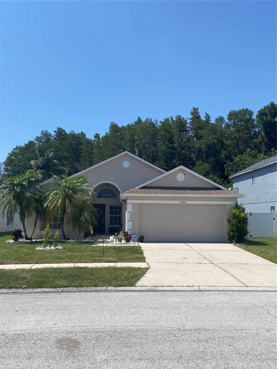 4304 Stones River CT photo 1