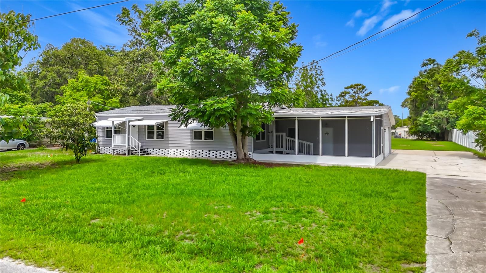 12331 Parkwood St photo 1